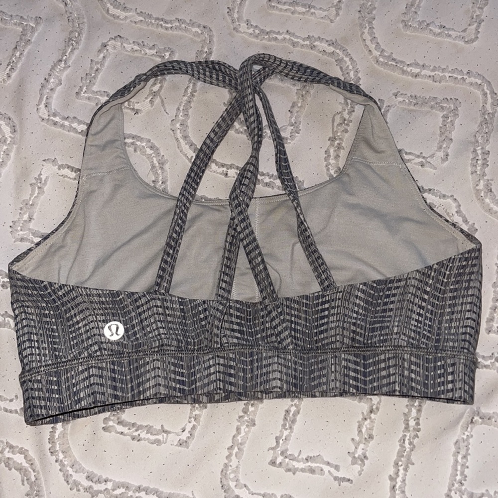 Lululemon sports bra - Picture 3 of 5
